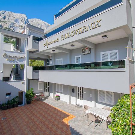 Apartments Hudovernik Башка-Вода Экстерьер фото