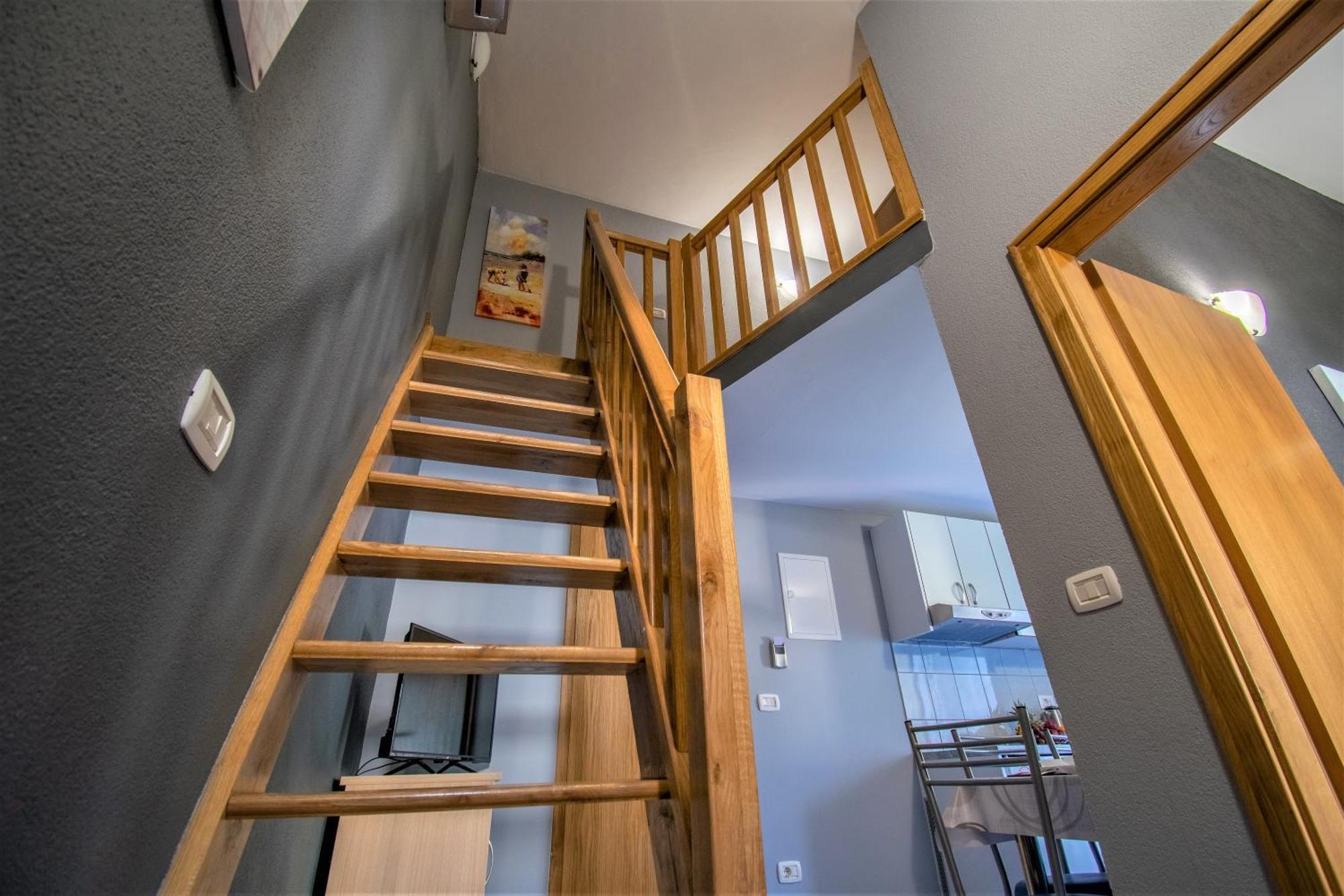 Apartments Hudovernik Башка-Вода Экстерьер фото