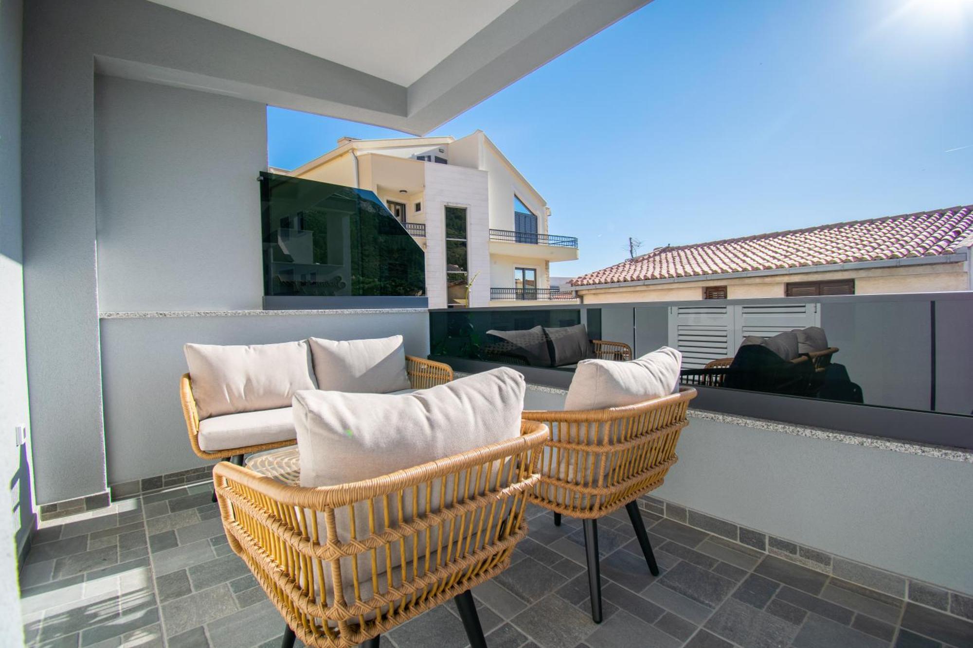 Apartments Hudovernik Башка-Вода Экстерьер фото